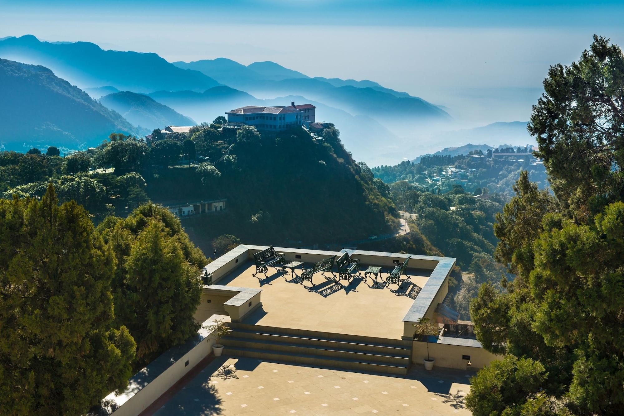 Royal Orchid Fort Resort Mussoorie Esterno foto