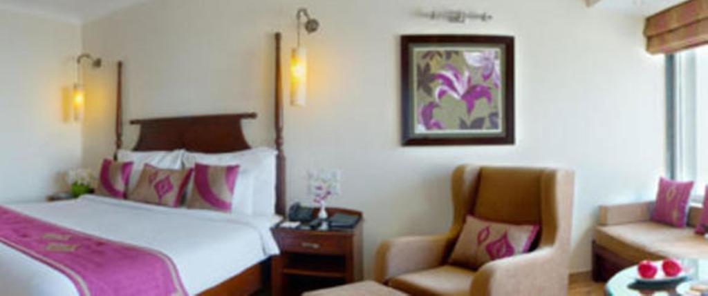 Royal Orchid Fort Resort Mussoorie Esterno foto