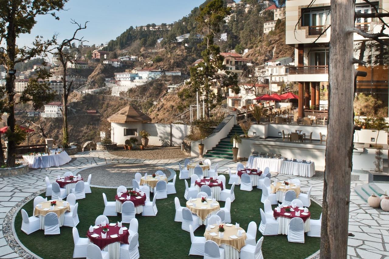 Royal Orchid Fort Resort Mussoorie Esterno foto