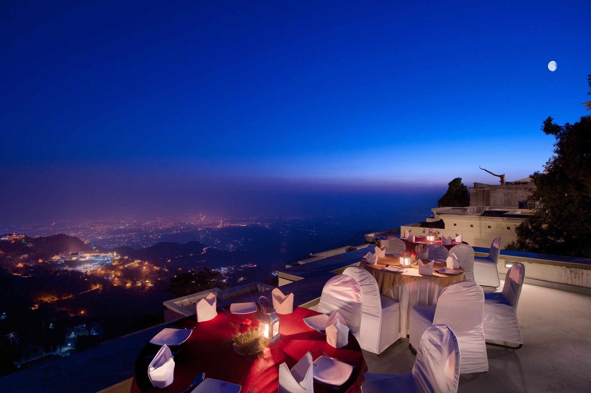 Royal Orchid Fort Resort Mussoorie Esterno foto
