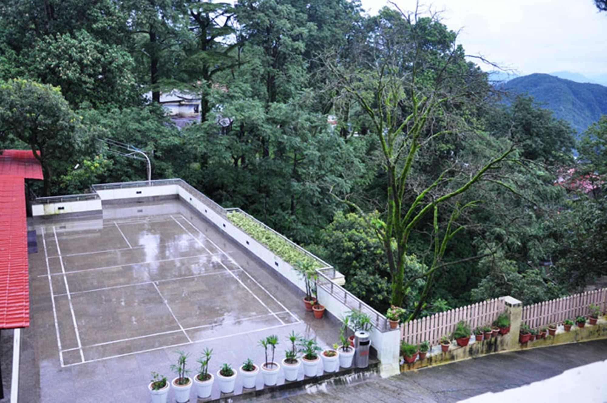 Royal Orchid Fort Resort Mussoorie Esterno foto